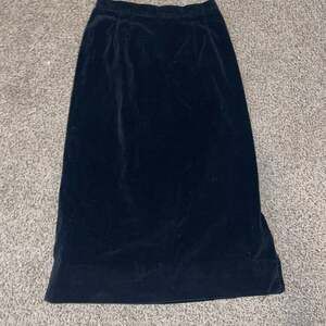 Frank Lee Vintage Black Velvet Midi Column Skirt 90s